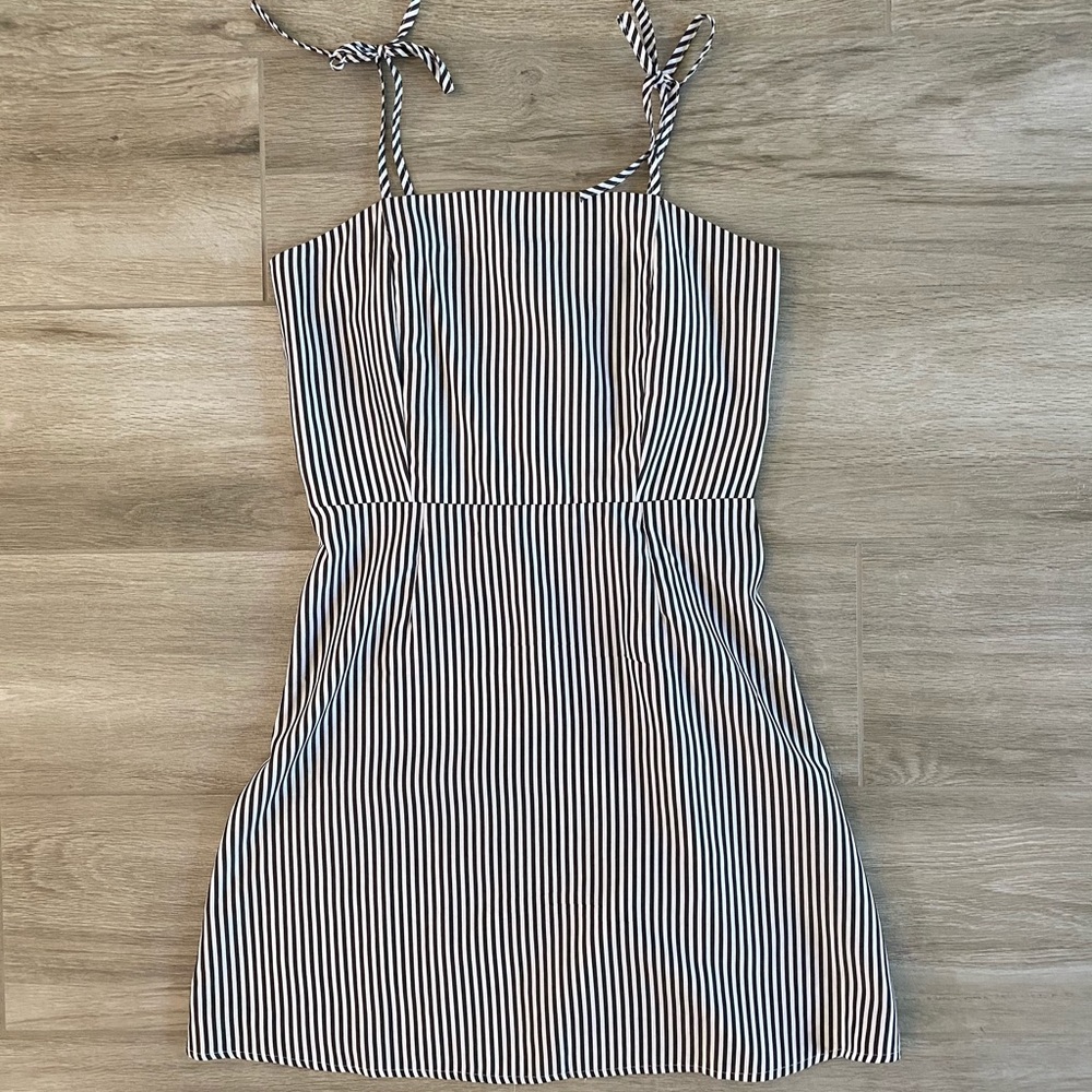 Romwe Black & White Striped Dress Spaghett…